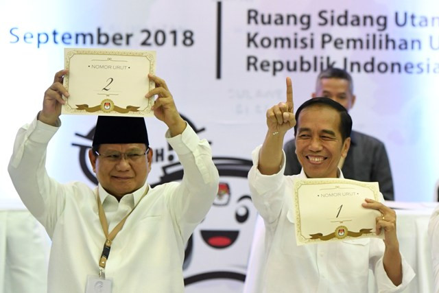 Calon Presiden Joko Widodo (kanan) dan Prabowo Subianto (kiri). Foto: Antara/Puspa.