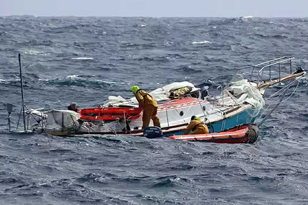 Pelaut India yang Hanyut Ribuan Km Diselamatkan