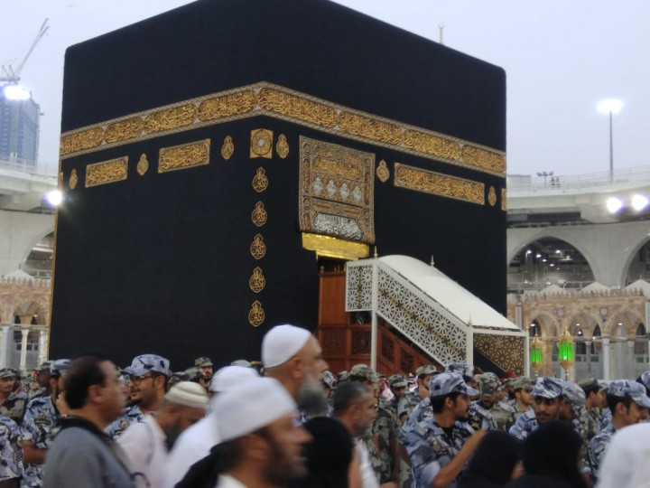 Menag Doakan Indonesia dari Dalam Kakbah