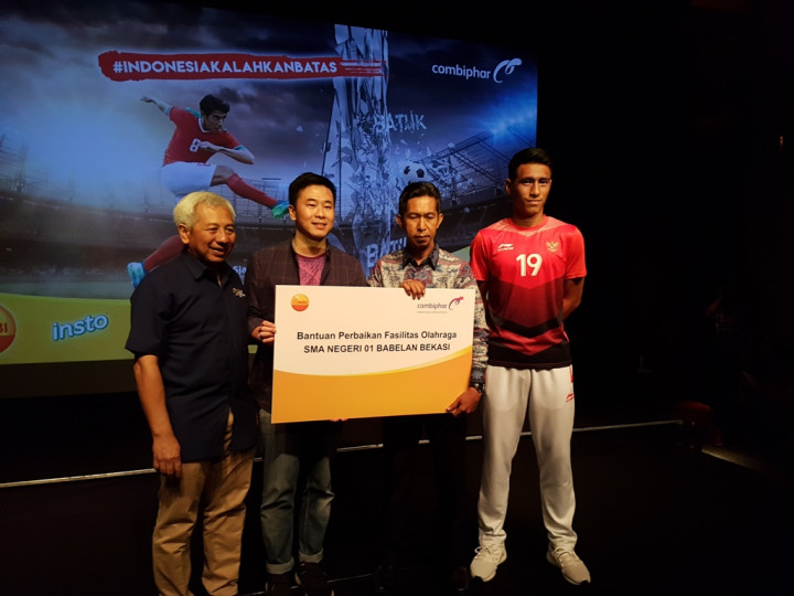 Gelandang Timnas Dukung Kampanye Perbaikan Fasilitas Olahraga di Sekolah Terpencil