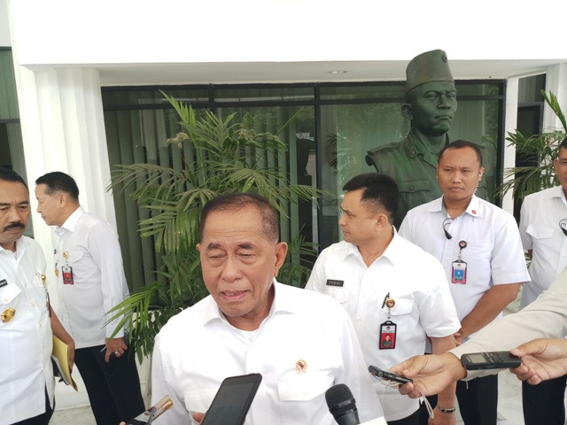 Menhan Sebut Indonesia Harus Mendekat ke Negara Besar