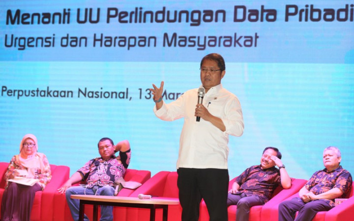 Menkominfo Minta Investasi Amazon di RI Serap Tenaga Kerja Lokal