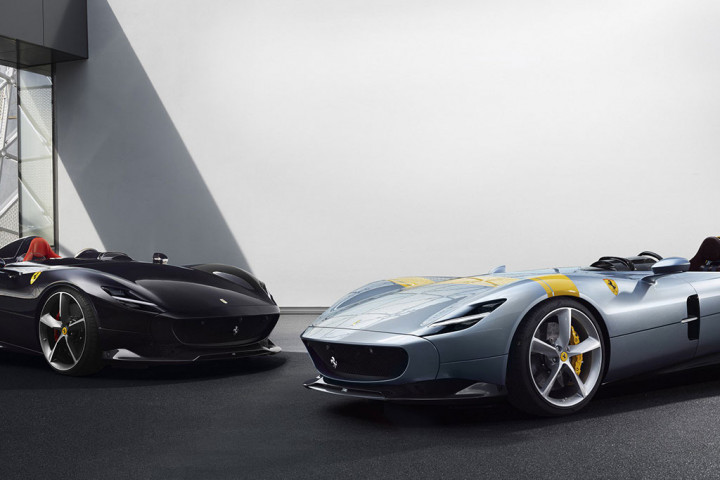 Ferrari Monza SP1 & SP2, Supercar Modern Rasa Klasik