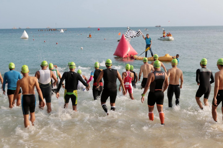 Sambut Hari Badak Sedunia, Indonesia Gelar Event Triathlon Lintas Alam