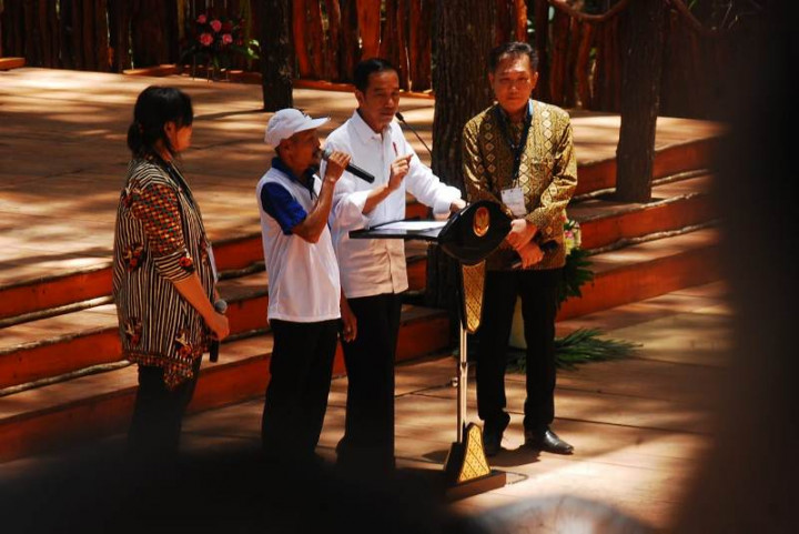 Jokowi: Hutan Harus Jadi Sumber Penghidupan Masyarakat