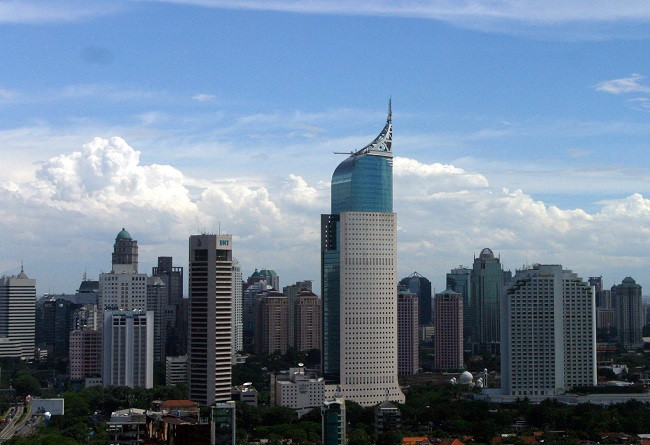 Mengerek Untung di Atas Gedung