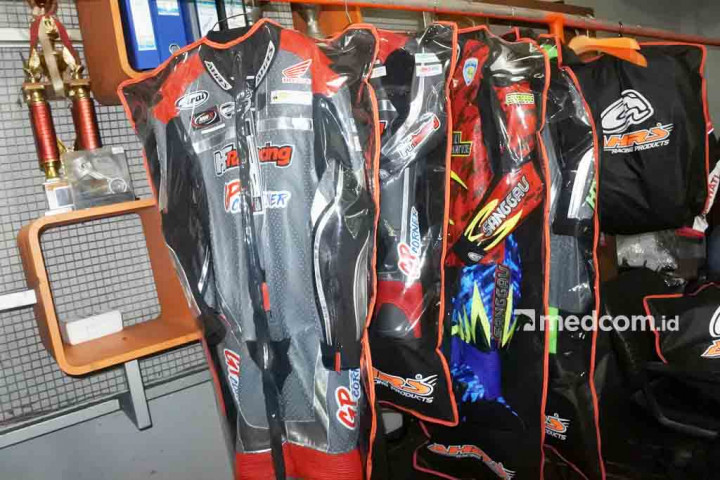 Wearpack Balap AHRS, Kini Pakai Standar Dunia