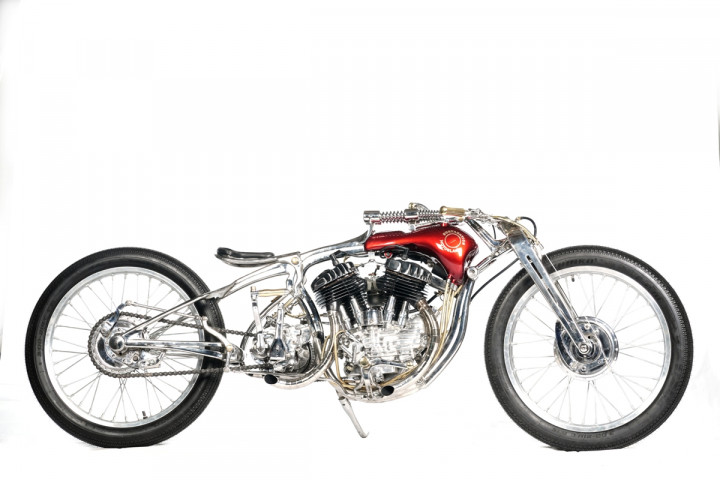 Tosan Adji, Si Harley-Davidson WL 1947 Berkonsep <i>Road Tracker</i>