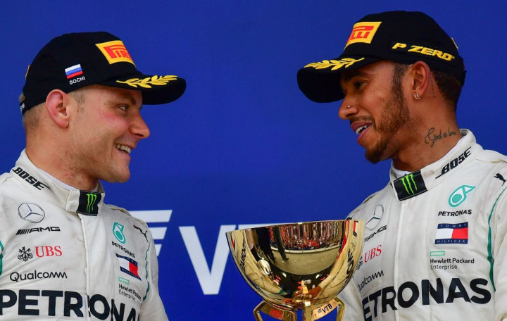 Kesan Hamilton Ketika Bottas Mengalah di Lintasan Balap