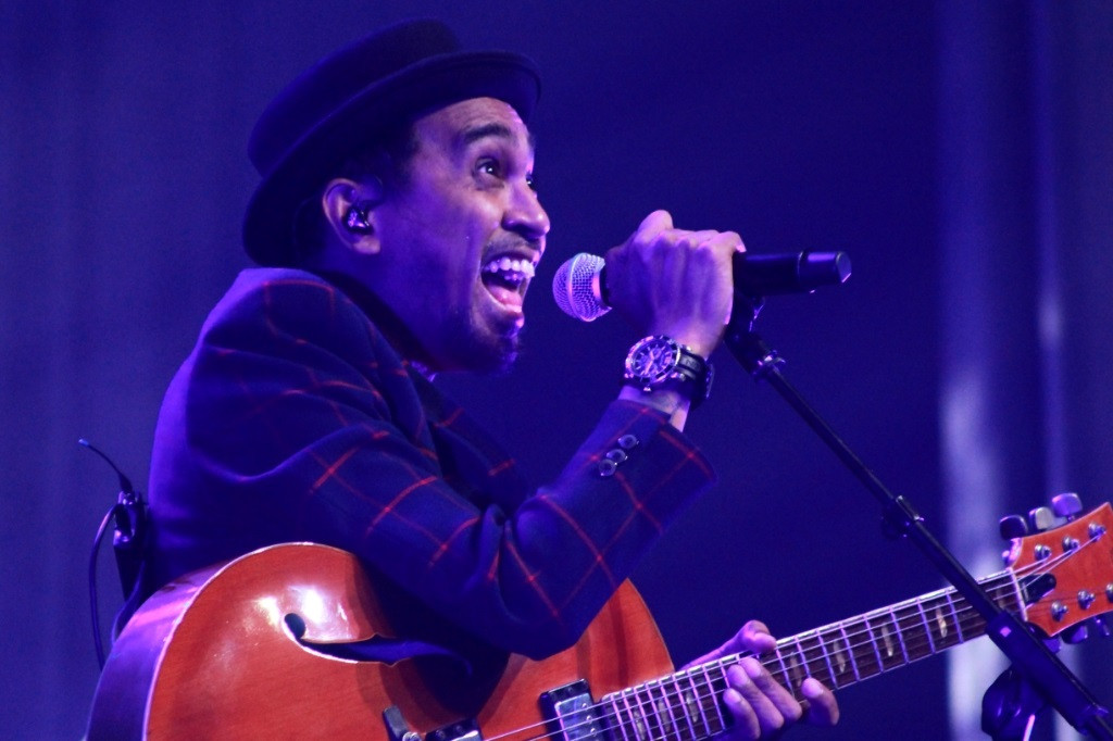 Glenn Fredly Donasikan Penjualan Tiket Konser untuk Korban Gempa