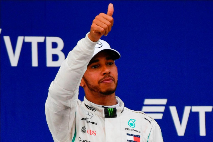 Menang karena Team Order, Hamilton Kecewa Berat