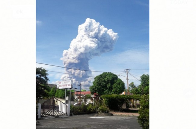 BPBD Kirim 1.000 Masker ke Permukiman Sekitar Gunung Soputan