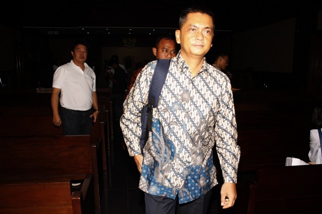 Jaksa Sebut PDI Perjuangan Kecipratan Uang Suap Asrun