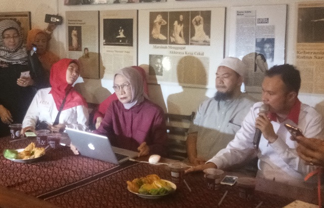 Ratna Sarumpaet saat mengakui berbohong soal penganiayaan/Medcom.id/Fikar