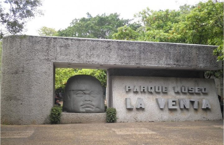 KBRI Mexico City Dampingi Dua WNI Perusak Benda Kuno