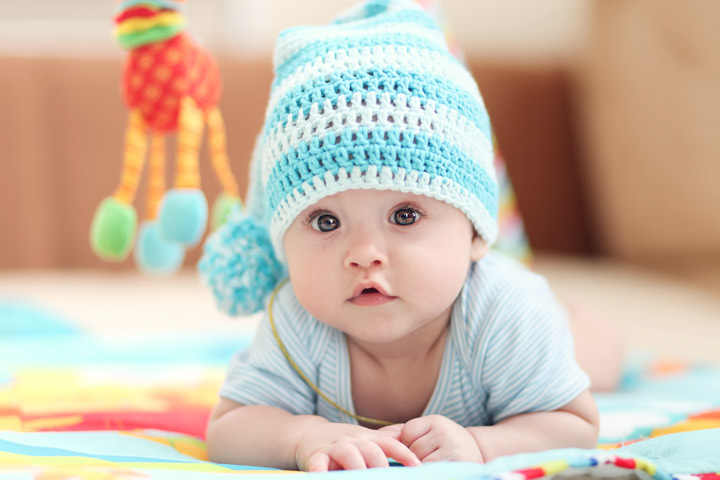Tanda-tanda Bayi Mengalami Gangguan Penglihatan