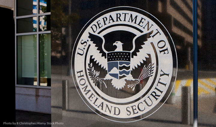 Pemerintah AS Lindungi Apple dan Amazon