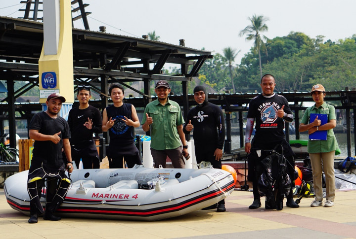 Ancol Manfaatkan Kerang Hijau untuk Lestarikan Air Laut Teluk Jakarta