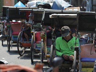 Ketua DPRD DKI tak Izinkan Becak Beroperasi di Jakarta