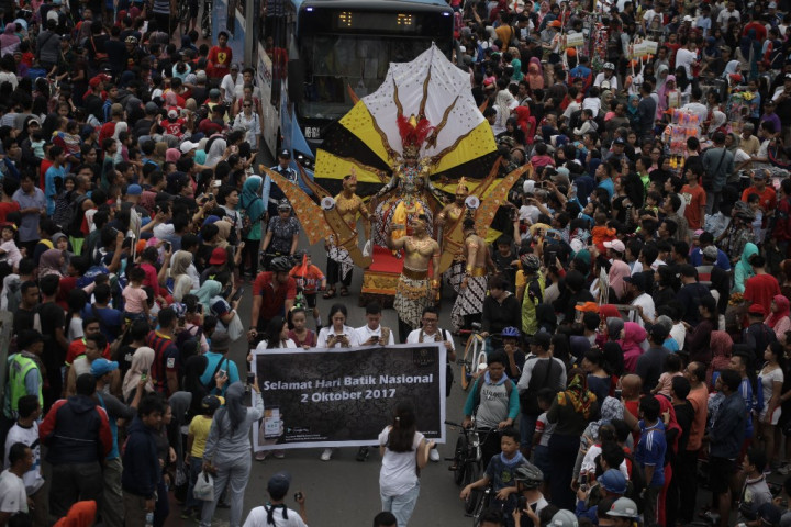 Peringati Hari Batik, Prambors Gelar SUNMORIDE Part IV