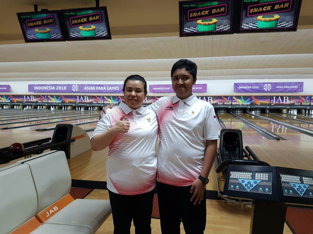 Elsa Maris dan Azward Andre meraih medali perak untuk Indonesia (Foto: M. Rizky Adhestian/Medcom.id)