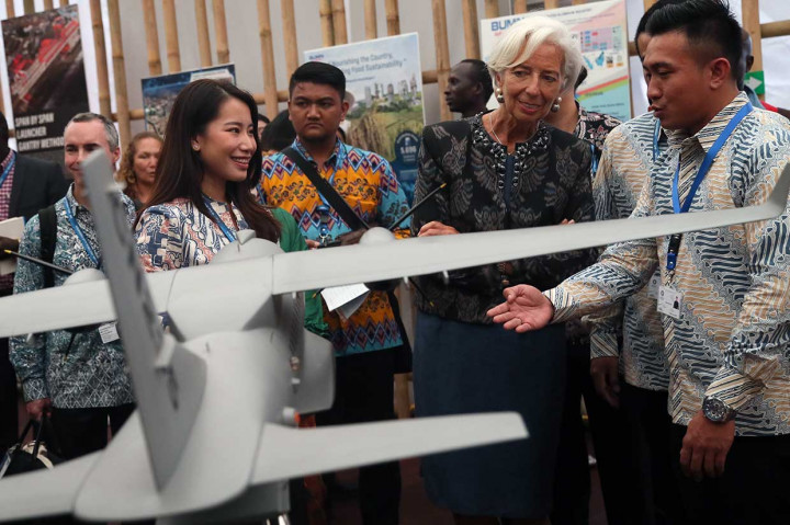 Lagarde Terkesan dengan Paviliun Indonesia