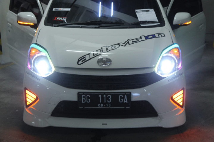 Efek Mata Belo' Toyota Yaris Wong Kito Galo