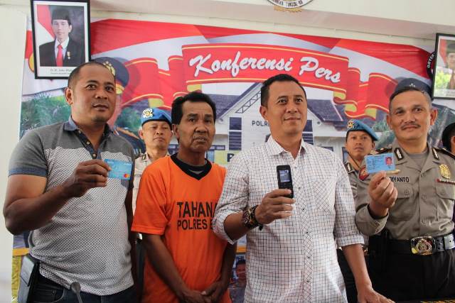 Polres Batu Malang Tangkap Oknum Wartawan Gadungan