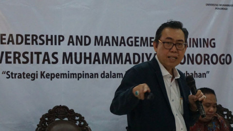 Rektor Sebut Kemenristekdikti Super Birokratif