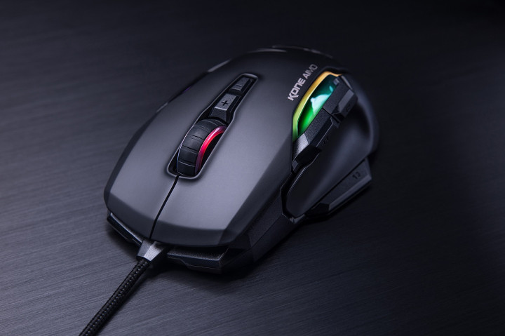 Roccat Kone AIMO, Premium Pakai Kecerdasan Buatan