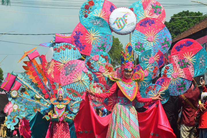 Serunya Karnaval Budaya Tasik October Festival 2018