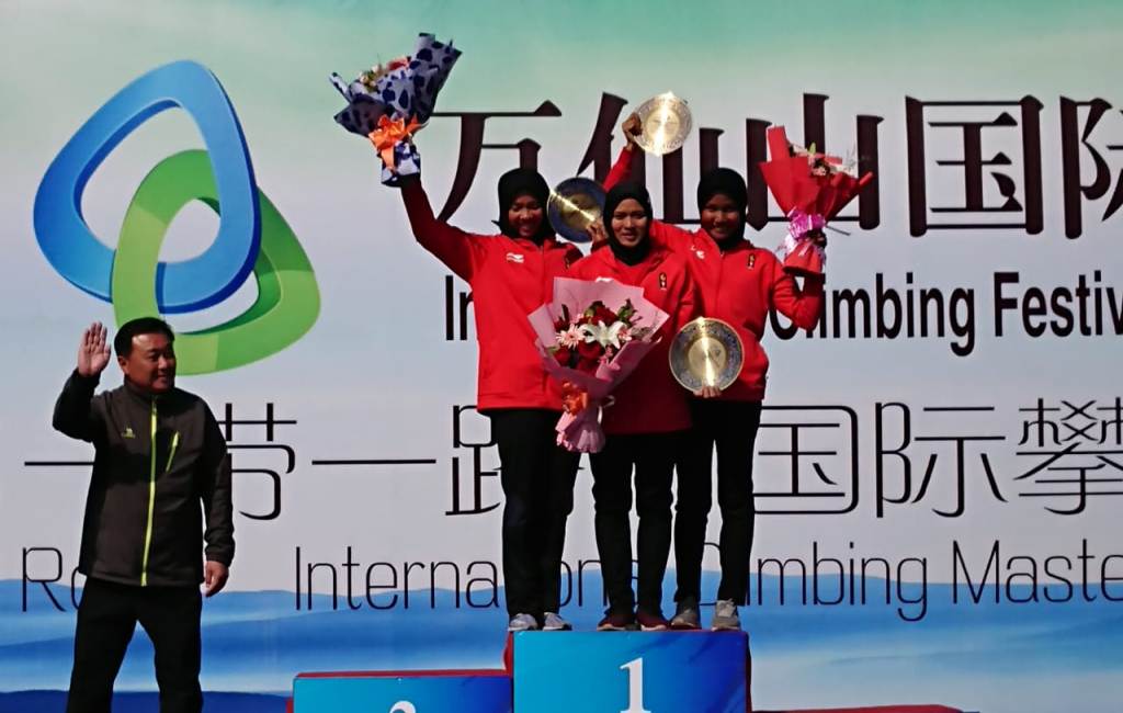Atlet panjat tebing Indonesia berhasil menyumbangkan medali emas di kejuaraan Tiongkok (Foto: Istimewa)