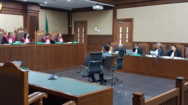 Saksi Mengakui Mentransfer Rp1,16 Miliar ke Steffy