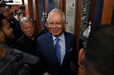 Penyelidikan Tanpa Akhir Dihadapi Mantan PM Malaysia