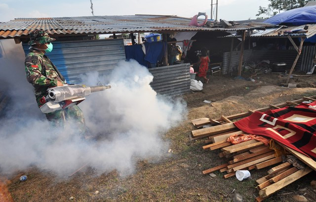 Pengungsi Gempa Sulteng Segera Dipindahkan dari Tenda ke Barak