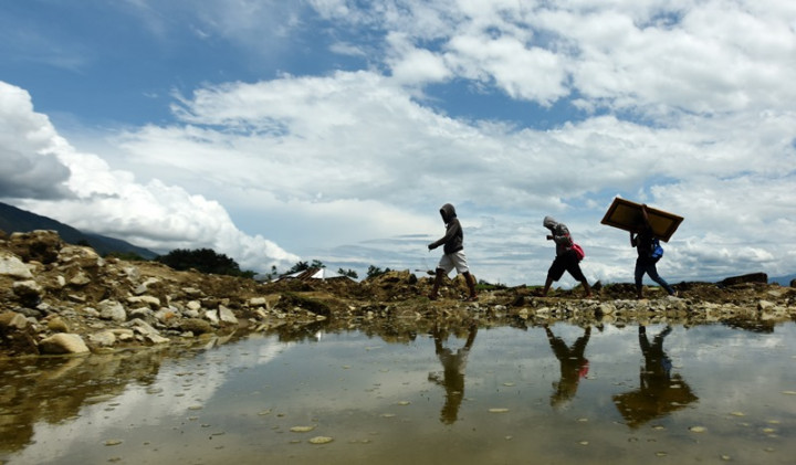 Kelas Darurat Segera Dibangun untuk Korban di Parigi