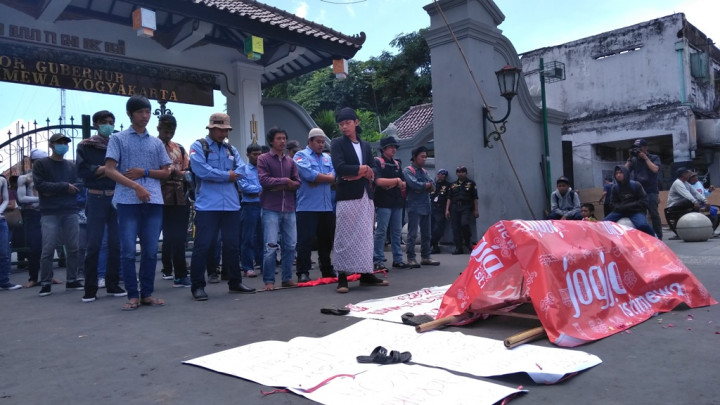 Buruh di Yogyakarta Minta UMP Naik Rp2 Juta