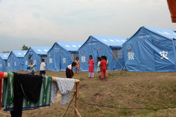 Korban Gempa Ditampung Sementara di Kamp Terpadu
