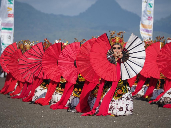 1.200 Penari Pelajar Meriahkan Festival Banyuwangi