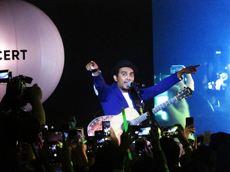 Glenn Fredly Bawakan Soundtrack Film Surat dari Praha dalam Bahasa Korea