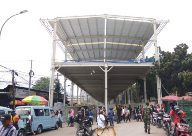 Pemkot Jakpus Gandeng Ombudsman Data Pedagang <i>Skybridge</i>