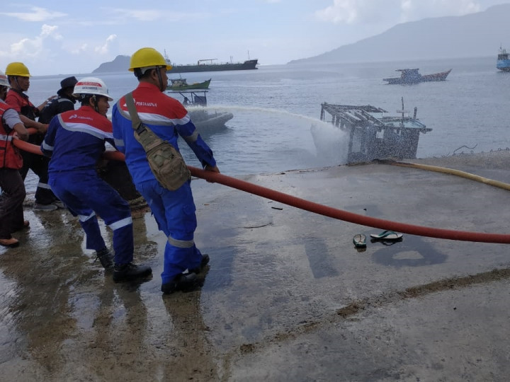 Kapal Angkut BBM Meledak di Natuna,  Satu Tewas