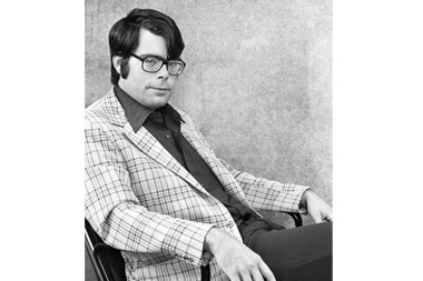 Hak Film Adaptasi Karya Stephen King Dijual Seharga Rp15 Ribu