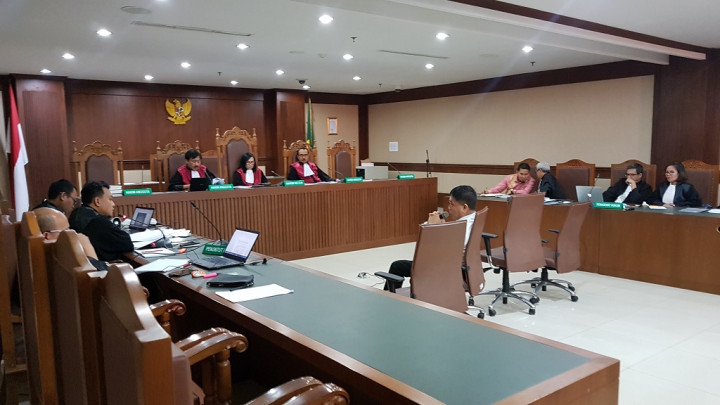 Irwandi Minta Izin ke Istri Menikah dengan Steffy