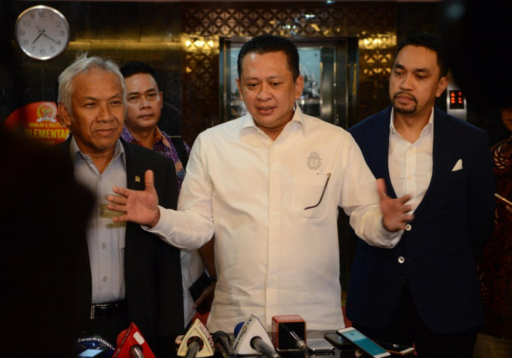 Bamsoet Minta Masyarakat Tak Demonstrasi Tanggapi Pembakaran Bendera