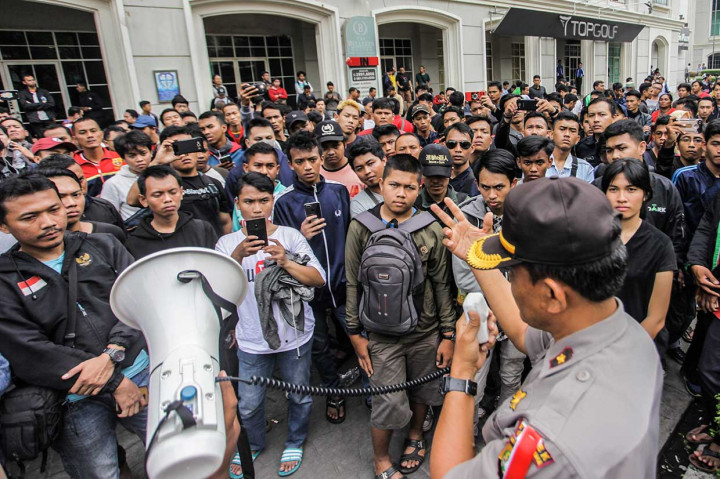 Antre Tiket Sejak Pagi, Suporter Timnas U-19 Kecewa