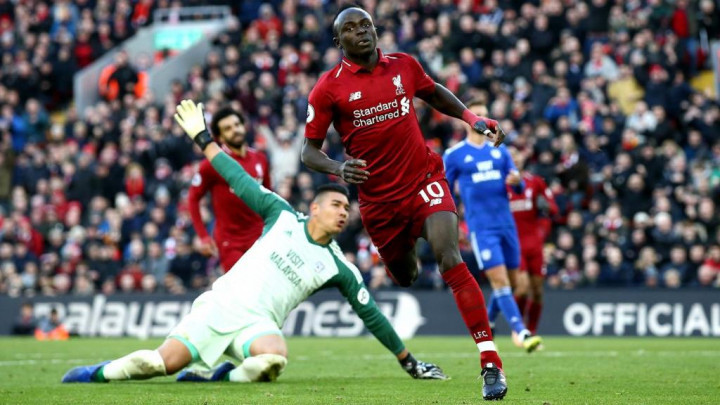 <i>Brace</i> Mane Iringi Kemenangan Liverpool atas Cardiff