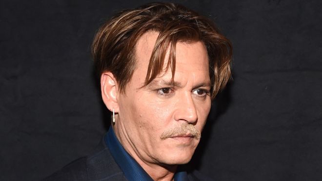 Johnny Depp Perankan Eks Fotografer Perang di Film Minamata