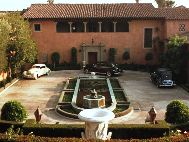 Mansion The Godfather Dijual Rp 2 Triliun, Berminat?