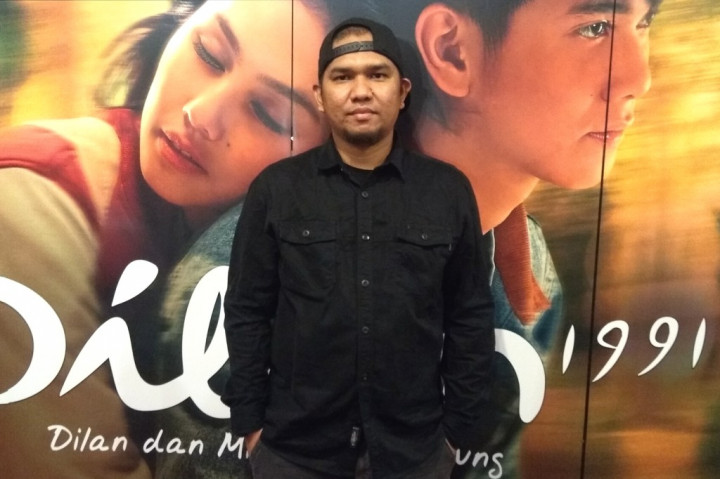 Garap Film Dilan 1991, Sutradara Pastikan Tim Produksi Sudah Akur